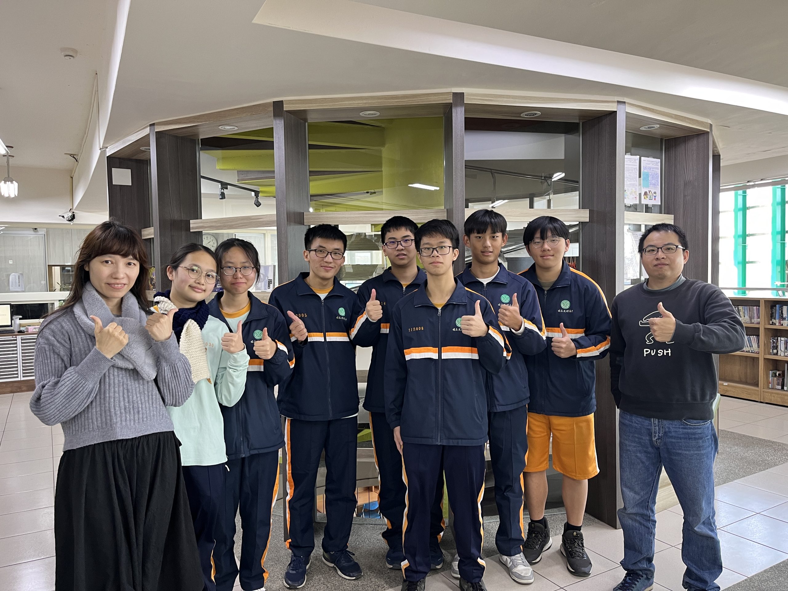 本校參加113學年度第1學期第1131015梯次全國高級中等學校小論文競賽，榮獲佳績！